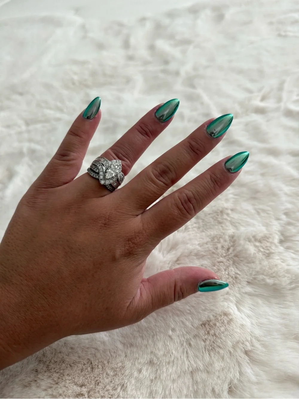 Diamond Halo Bridal Ring Set